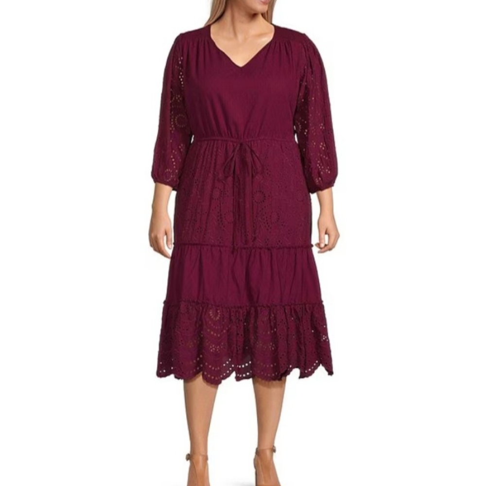 Westbound Plus Size 3/4 Sleeve V-Neck Eyelet Detail Scalloped Hem Midi Dress